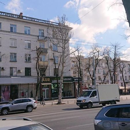 Stefan Cel Mare 64 Apartman Kisinyov Kültér fotó